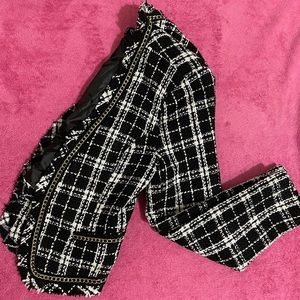 Black and White Fashion Blazer size M